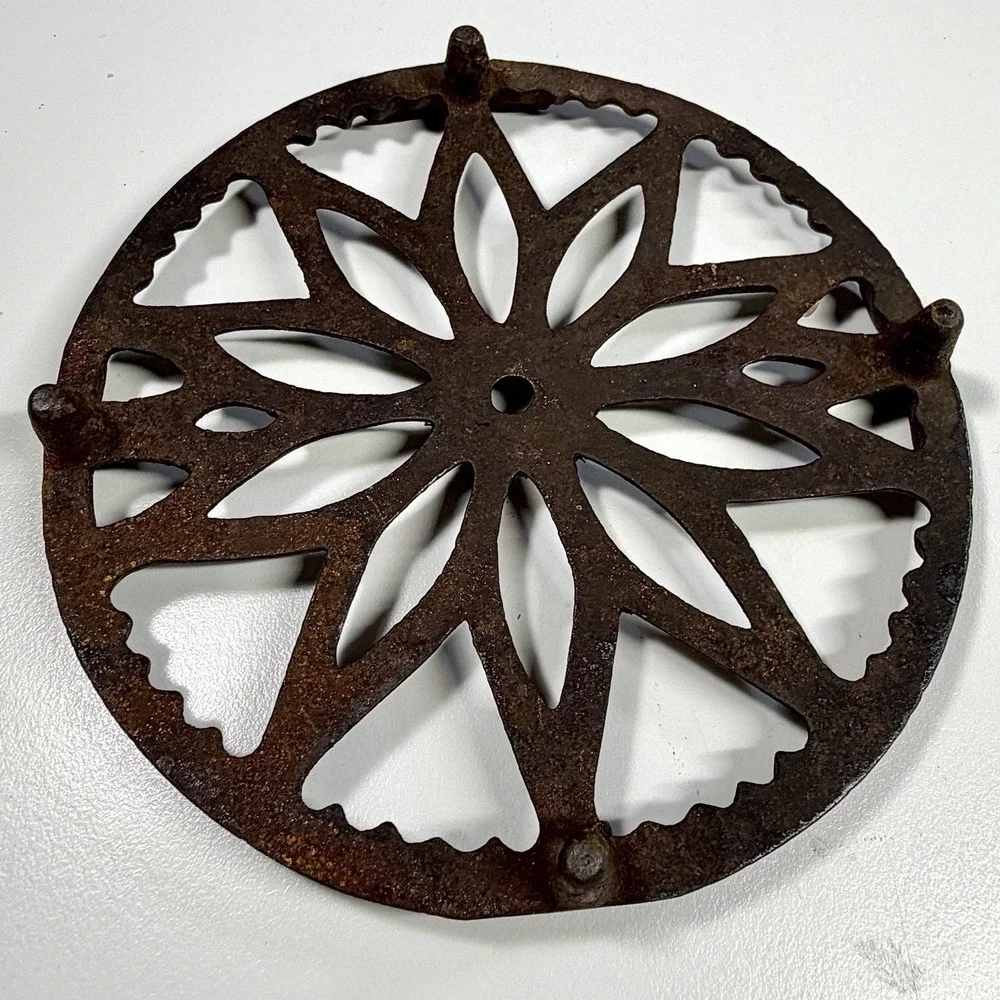 VTG Cast‎ Iron Trivets Ornate Primitive Farmhouse Kitchen Décor Rustic Set of 3